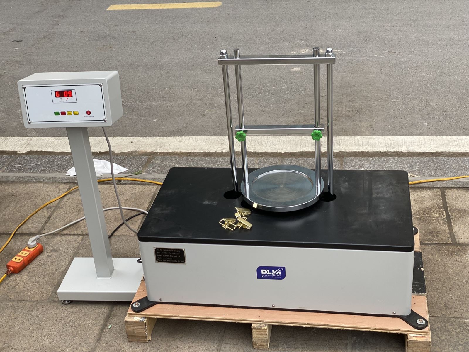 may-xac-dinh-kich-thuoc-lo-bieu-kien-cua-vai-dia-ky-thuat-2