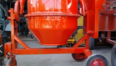 Mua máy trộn bê tông 250L cũ có thật sự là giải pháp tốt ?