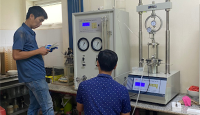 Bàn giao lắp đặt, chuyển giao công nghệ máy nén đất ba trục TUGONG