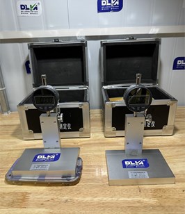 Thiết bị đo chiều dày sơn kẻ đường