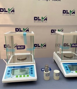 Cân phân tích 0,0001g