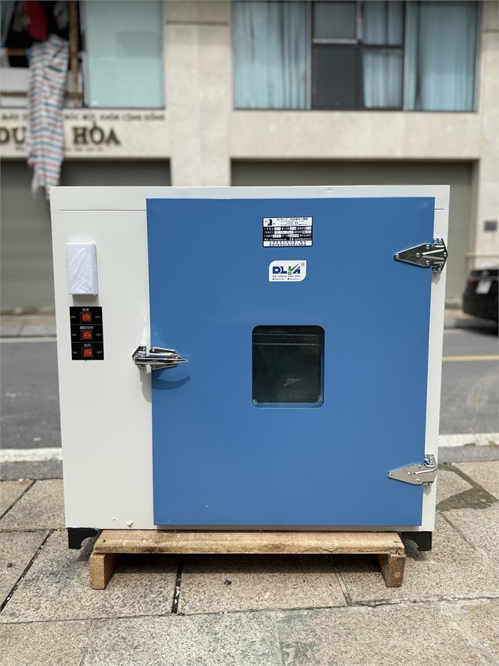 Tủ sấy 300 độ C  225 Lít