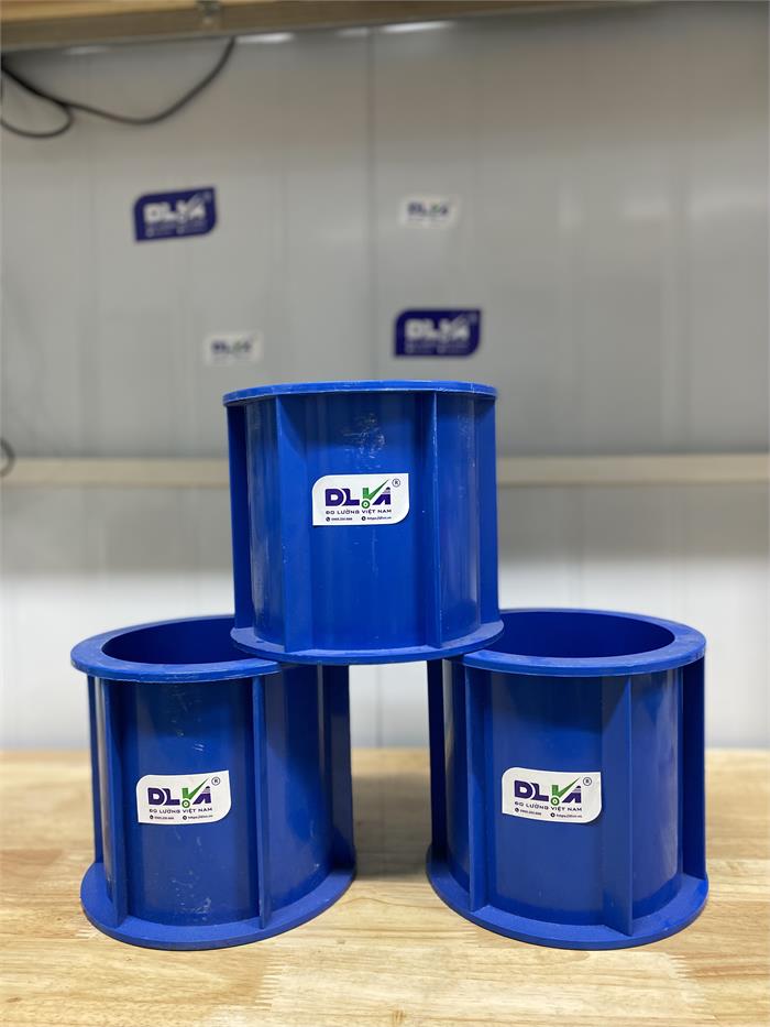 KHUÔN ĐÚC MẪU BÊ TÔNG THỬ THẤM D150XH150MM (15X15CM)