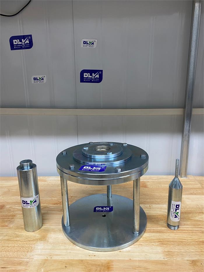 Bộ gá thí nghiệm xuyên CBR và xuyên thủng thanh cho địa kỹ thuật