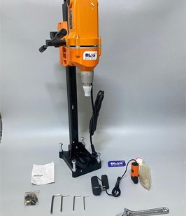 Máy khoan rút lõi bê tông