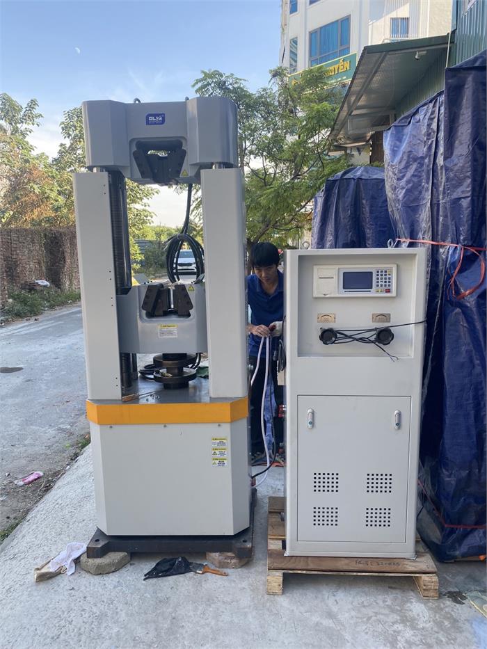 Máy kéo nén vạn năng 1000KN LONGCHEN