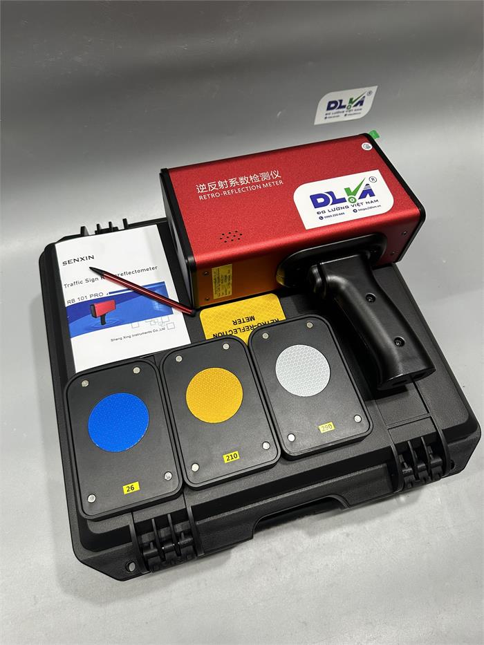 Máy Đo Độ Phát Quang Của Biển Báo Giao Thông